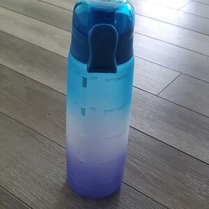 32 oz MOTIVATIONAL WATER BOTTLE